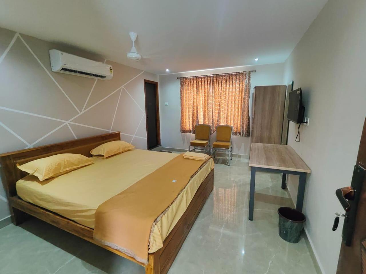 Hotel Sri Abirami Mahal Tiruvannāmalai Exteriér fotografie